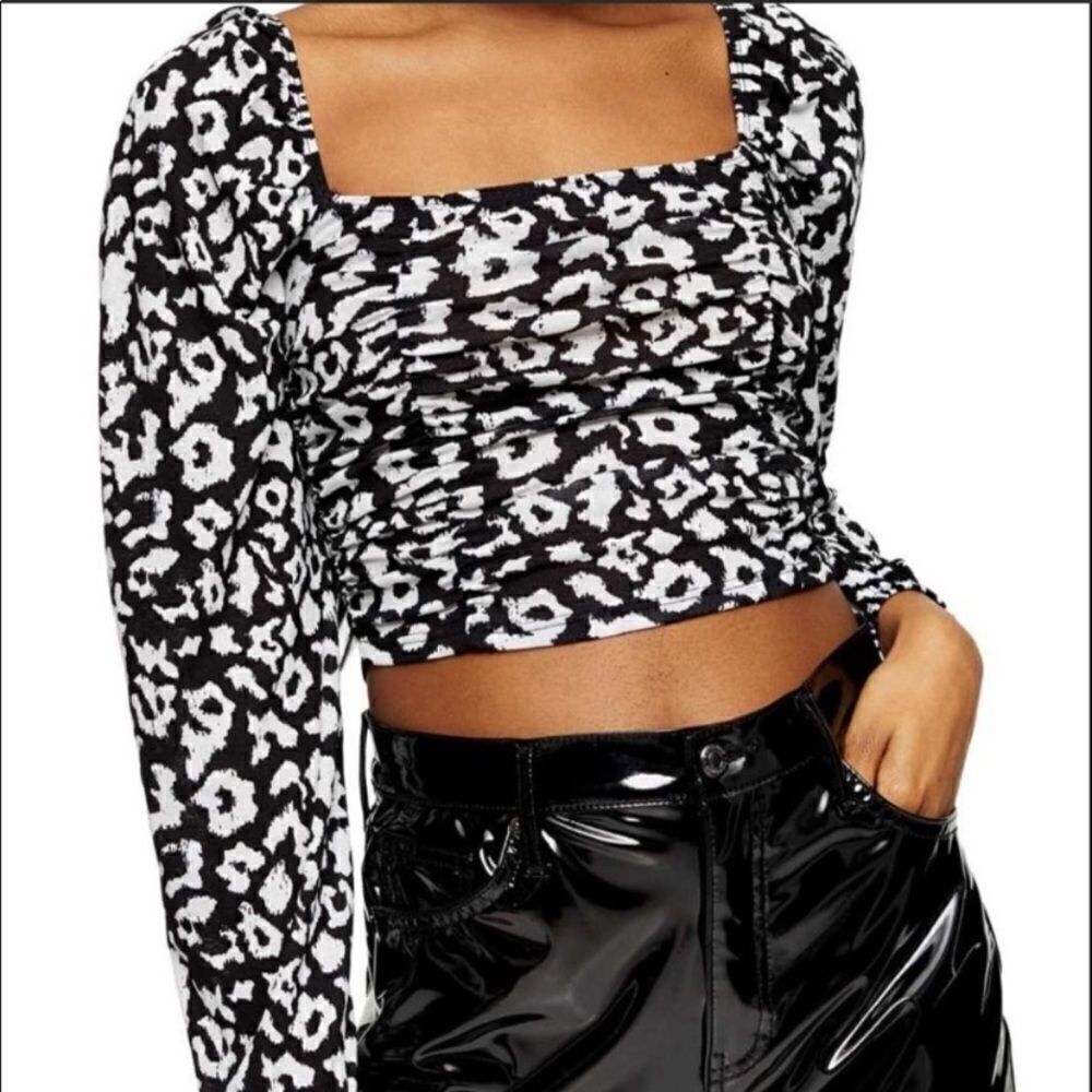 Topshop long sleeve cropped shirt